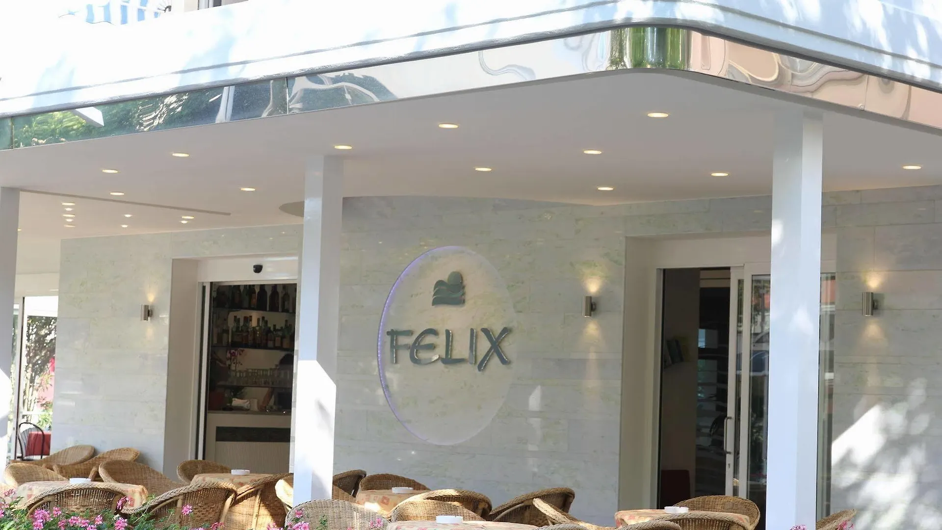 Hotel Felix Rimini 3*,  Italy